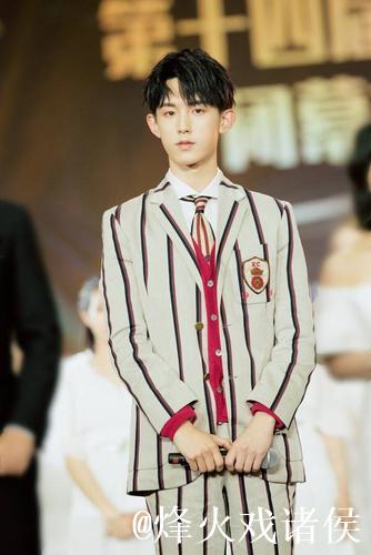 奥运冠军周洋联袂张璐涵、高旭亮相长春献唱